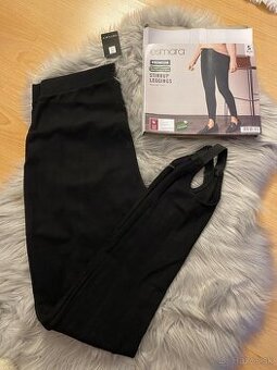 Rôzne dámske legíny