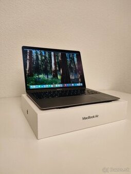 MacBook Air 2020 | i3 • 8GB • 256GB SSD