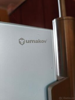Umakov interiérové zábradlí