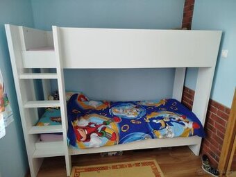 Poschodová posteľ