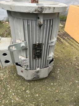 Predám elektromotor