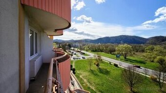 5 izbový byt (mezanín – s 2 poschodiami) Zvolen Západ