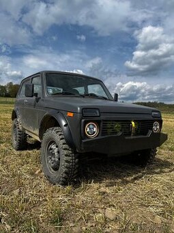 Lada Niva 1.7 i