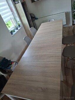 Rozkladací stol
