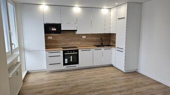 3 izbový byt - MIŠKOVECKÁ ul., Železníky, NOVÁ REKONŠTRUKCIA