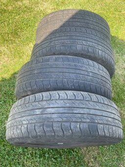 Predám pneu 215/65 R16 ks4
