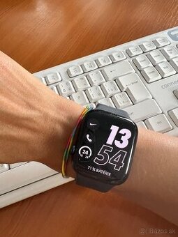 Apple watch 8 45mm cierne
