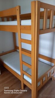 Dvojposchodova postel aj z madracama