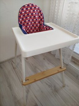 Detská stolička na kŕmenie