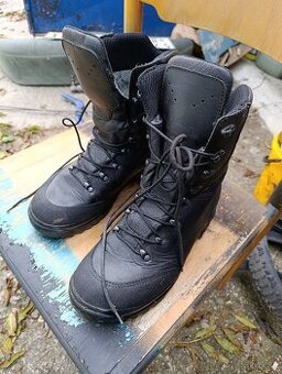 Gore TeX topánky, policajná obuv squad black veľkosť 28