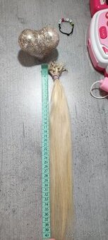Ľudské blond keratínové vlasy 25 pramienkov, 40 cm