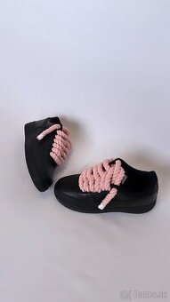 Nike Air Force 1 Black - Pink Rope Laces