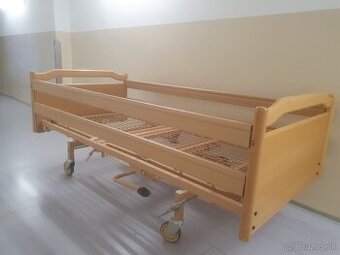 Polohovateľná posteľ