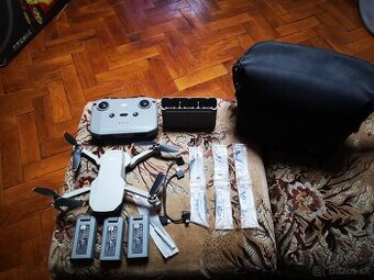Dron dji mini 2