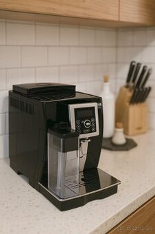 Kávovar Capuccino jedným tlačidlom Delongi