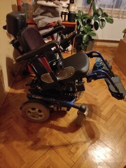 Predám elektrický invalidný vozik