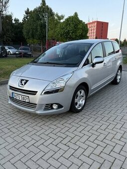 Peugeot 5008 1.6 HDI 80kw--2010--manual--147.000km
