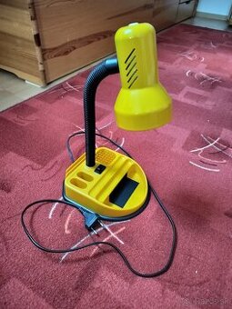 Stolová lampa