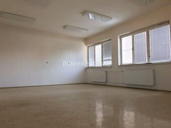 Výhodný prenájom prevádzkových a skladových priestorov (20 -