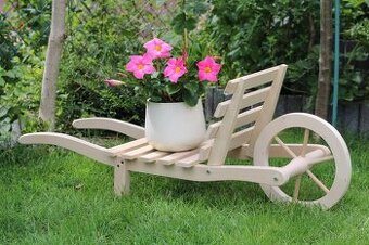 Fúrik na kvety do záhrady buk