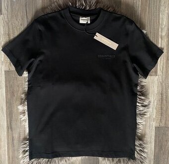 Tričko essentials L