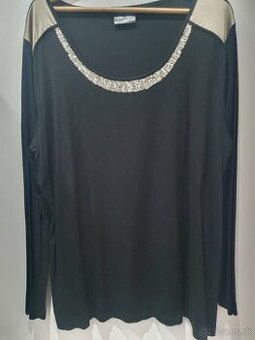 BALÍK DÁMSKEHO OBLEČENIA