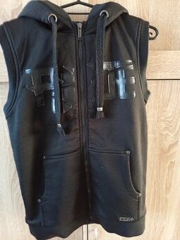 Zateplená vesta v. 158/164