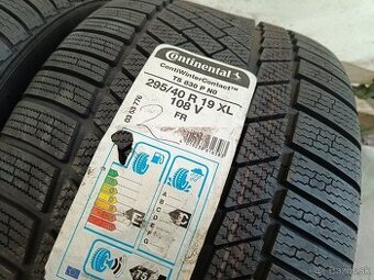 Zimné pneumatiky 295/40 R19 Continental 2ks