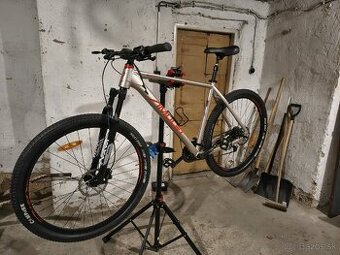 Amulet Shift 5.0 29 vel. XL