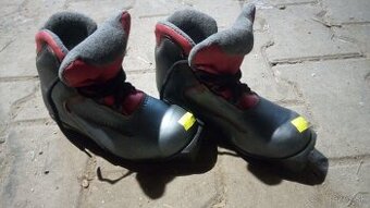 Predám topánky na bežky salomon