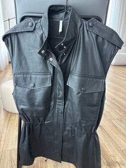 Dámská koženková vesta značky IMPERIAL