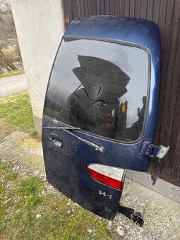 Dvere kufrové hyundai h1