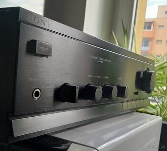 Zosilňovač Sony TA-A300, made in Japan