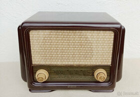 Staré rádio Tesla 420U Trio - 1