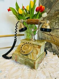 Starožitný stolový telefón z onyxu,vhodné ako darček