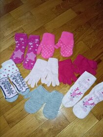 Ponožky hrubé, veľ 23-26, rukavice