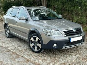 Škoda Octavia Combi Scout 4x4 2.0 TDI DSG Navi Xenon Led