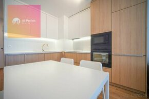 Luxusný 3 izbový byt v novostavbe na prenájom v Trnave /gará
