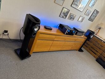 ZA 1/2 cenu BOWERS & WILKINS 805D4