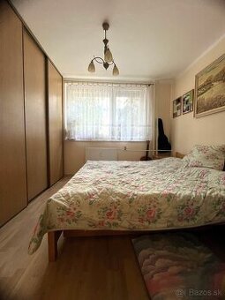 Pekný, slnečný 3 izbový byt s balkónom, časť Cigánka, Levice