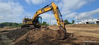 Pásový bagr CAT 320, rok výroby 2019, 8.344 motohodin