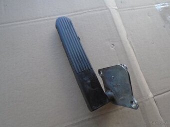 škoda 1000, 1100, 100, 110, 105, 120, 130, 136 Plyn pedal