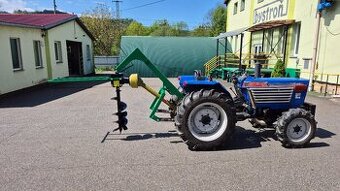 Půdní vrták za malotraktor