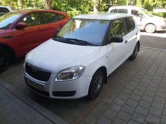 Predam Škoda Fabiu 2 , 1.2 Htp, r.v 2008, naj 120 tisic
