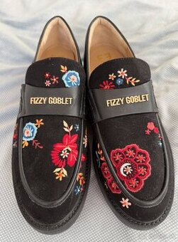 Čierne mokasíny indickej značky Fizzy Goblet