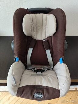 Vajíčko - autosedačka Britax Römer 0-13kg so základňou