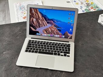 MacBook Air 13 (2014)