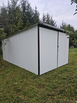 Akcia-  plechová garáž v 2.triede
