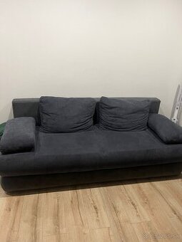 Rozťahovacia sedačka s úložným priestorom