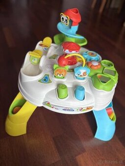Interaktívny hrací stolík baby clementoni